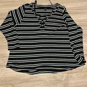 KNIT V-NECK LACE-UP LONG SLEEVE TOP